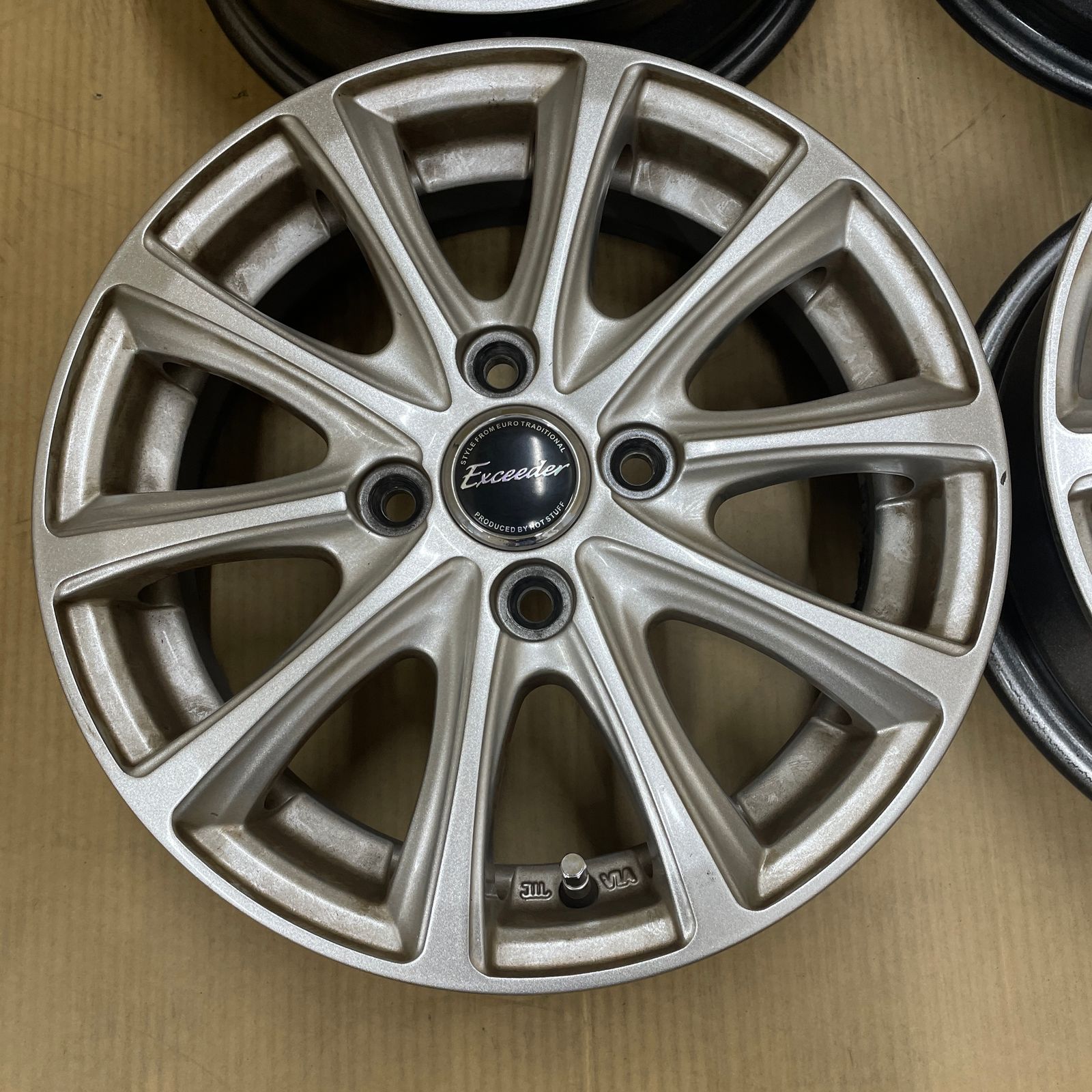 HOT STUFF Exceeder 14インチ 4.5J +50 4H/PCD100 【中古】 - メルカリ