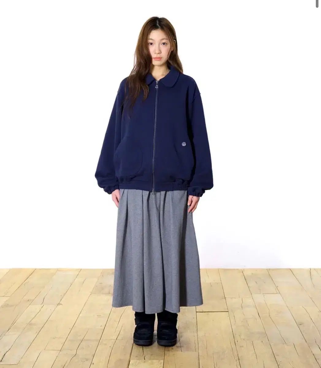 ISSEY MIYAKE 038 ラウンドトラックジップアップ ネイビー