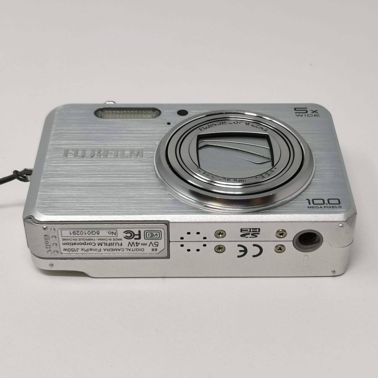 FUJIFILM FinePix J150W シルバー デジタルカメラ 中古品 充電器ない