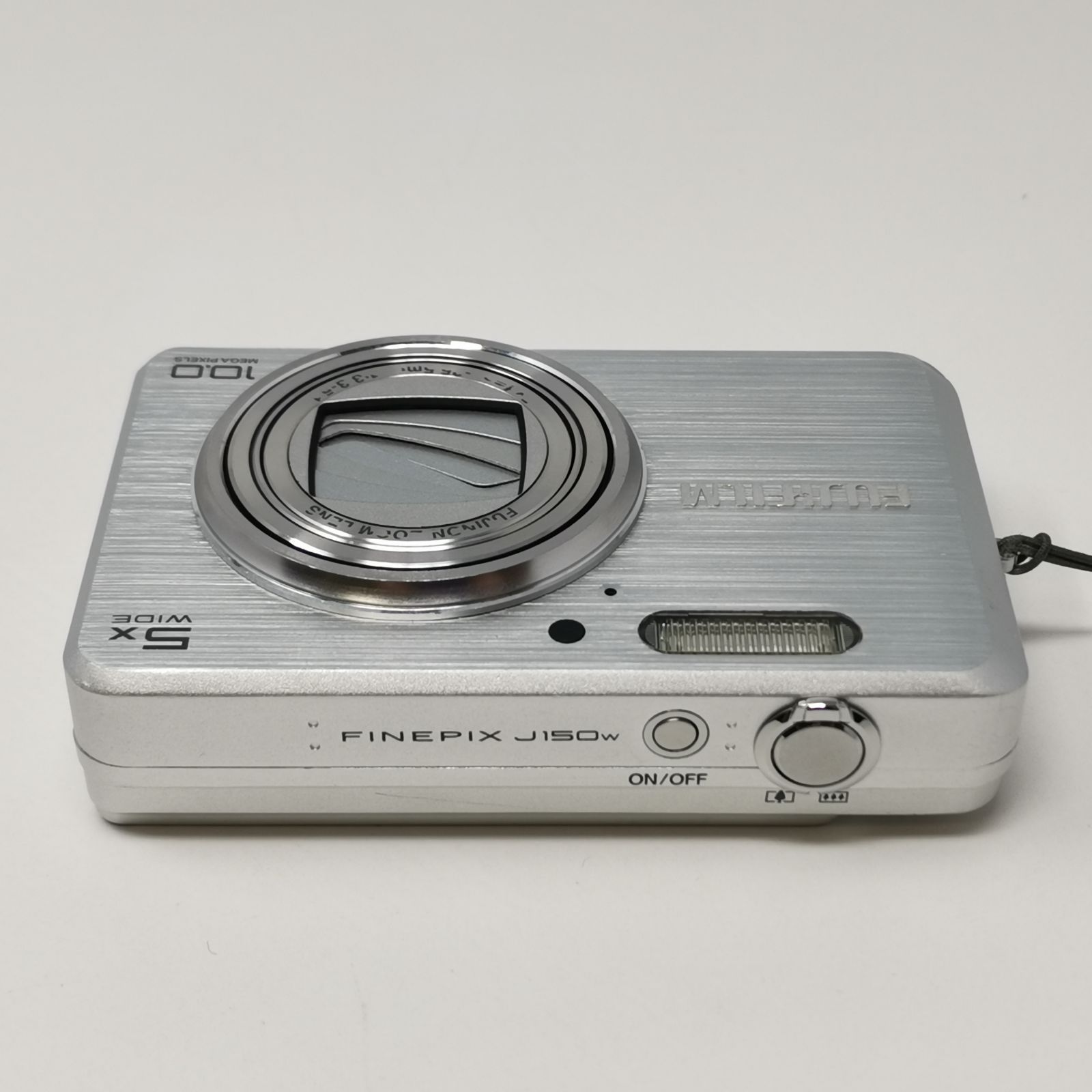 FUJIFILM FinePix J150W シルバー デジタルカメラ 中古品 充電器ない