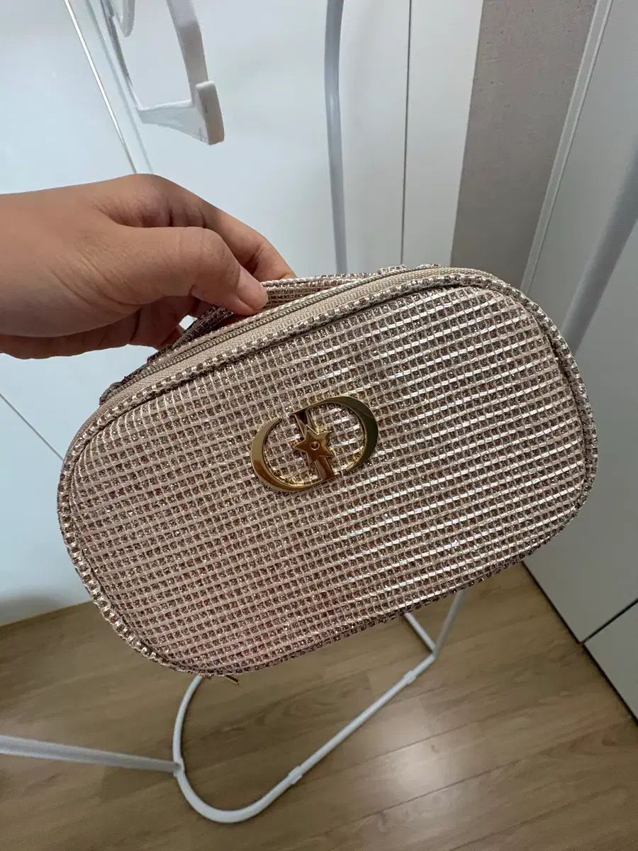 ディオール ポーチ 未使用商品