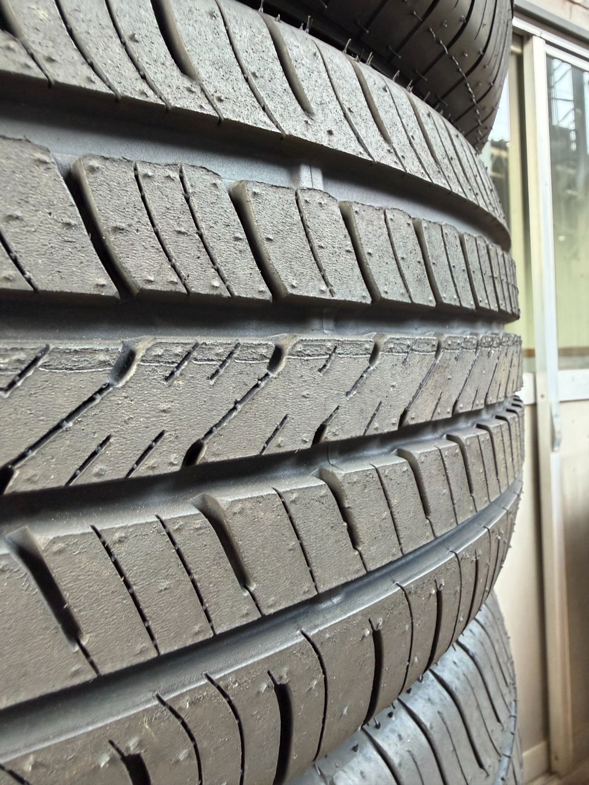 2025年バリ山】225/65R17 サマータイヤ ダンロップ グラントレック 3本