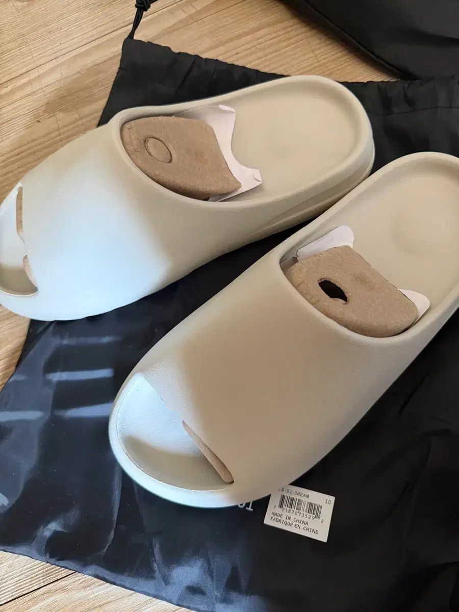 YEEZY YS-01 クリーム イージードットコム US10 サイズ