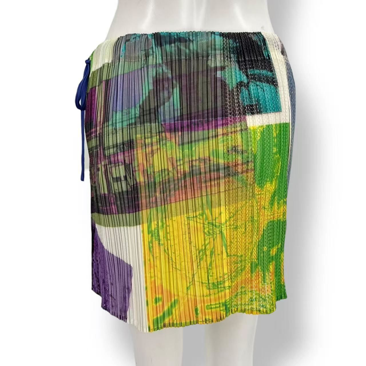新品同様 ISSEY MIYAKE イッセイミヤケ PLEATS PLEASE プリーツ