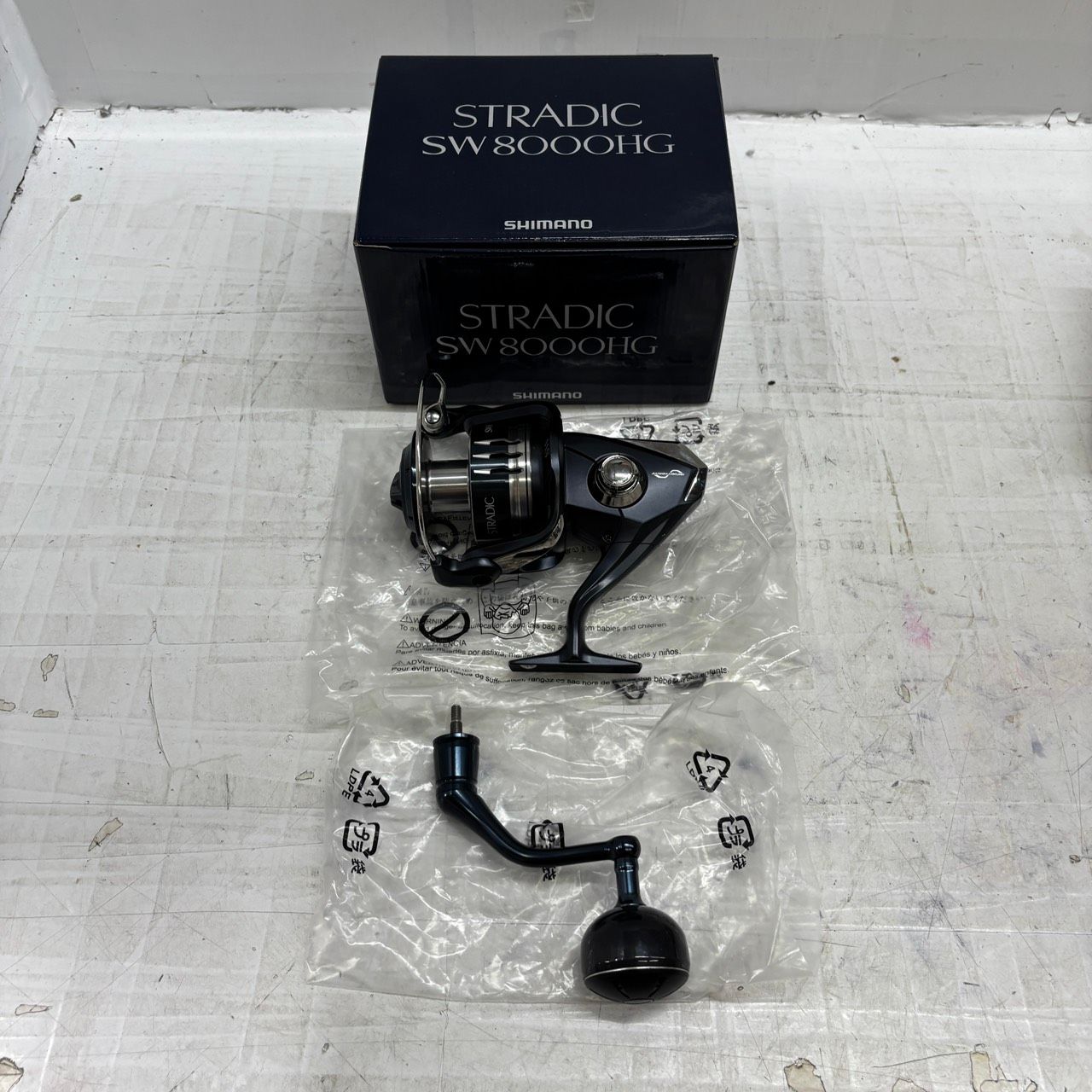 送料無料h14381 SHIMANO シマノ スピニングリール 20 ストラディックSW