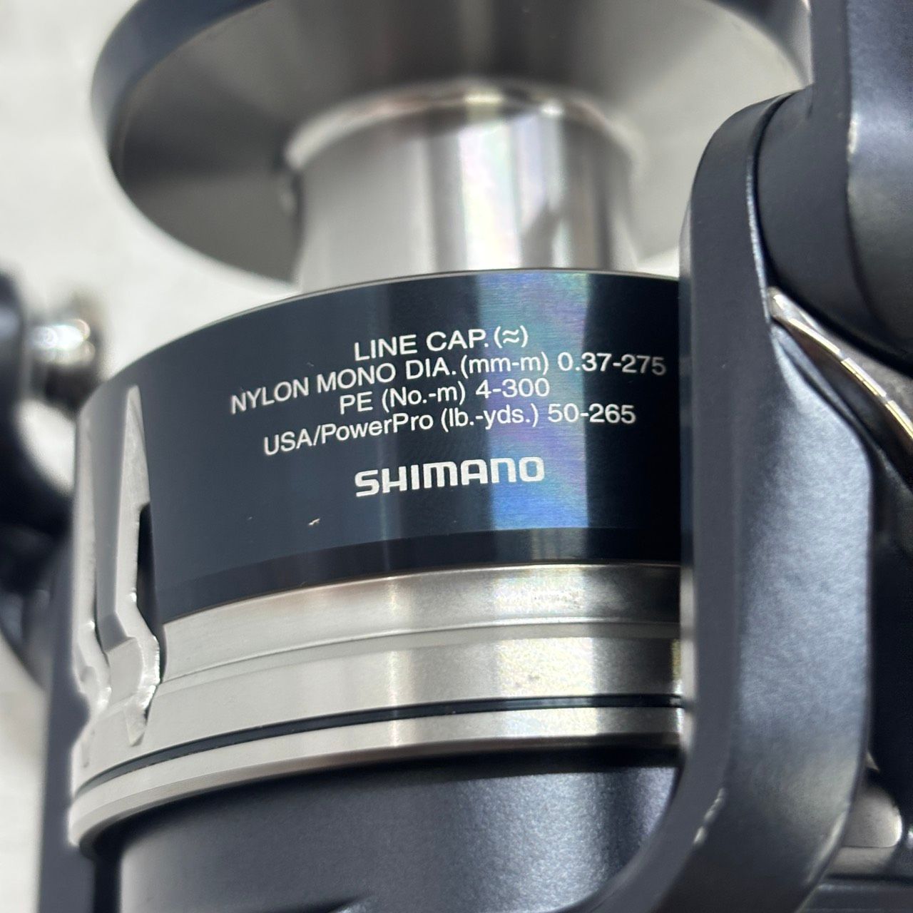 送料無料h14381 SHIMANO シマノ スピニングリール 20 ストラディックSW