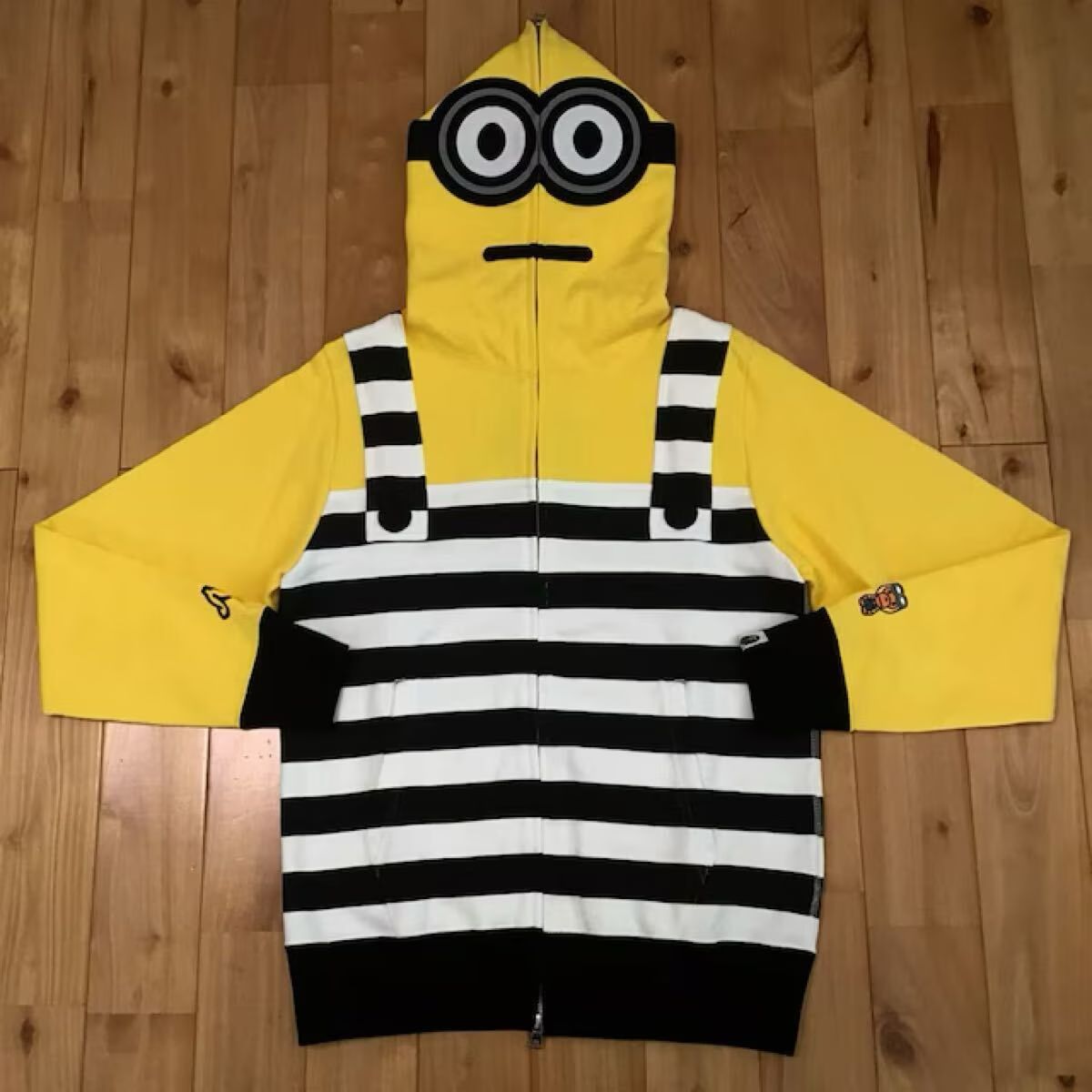 ☆新品☆ MINIONS マイロ フルジップ パーカー Sサイズ a bathing ape 