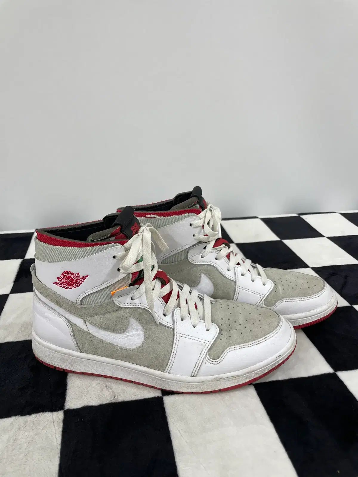 559) NIKE エア ジョーダン1 ズーム エア コンフォート 白 TRUE 290mm