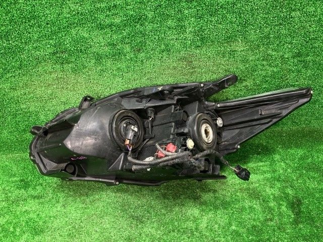 プリウス ZVW30 右ヘッドランプ・ヘッドライト L コイト 47-29 81110-47500 202 プリウス ZVW30 右ヘッドランプ・ヘッドライト L コイト 47-29 81110