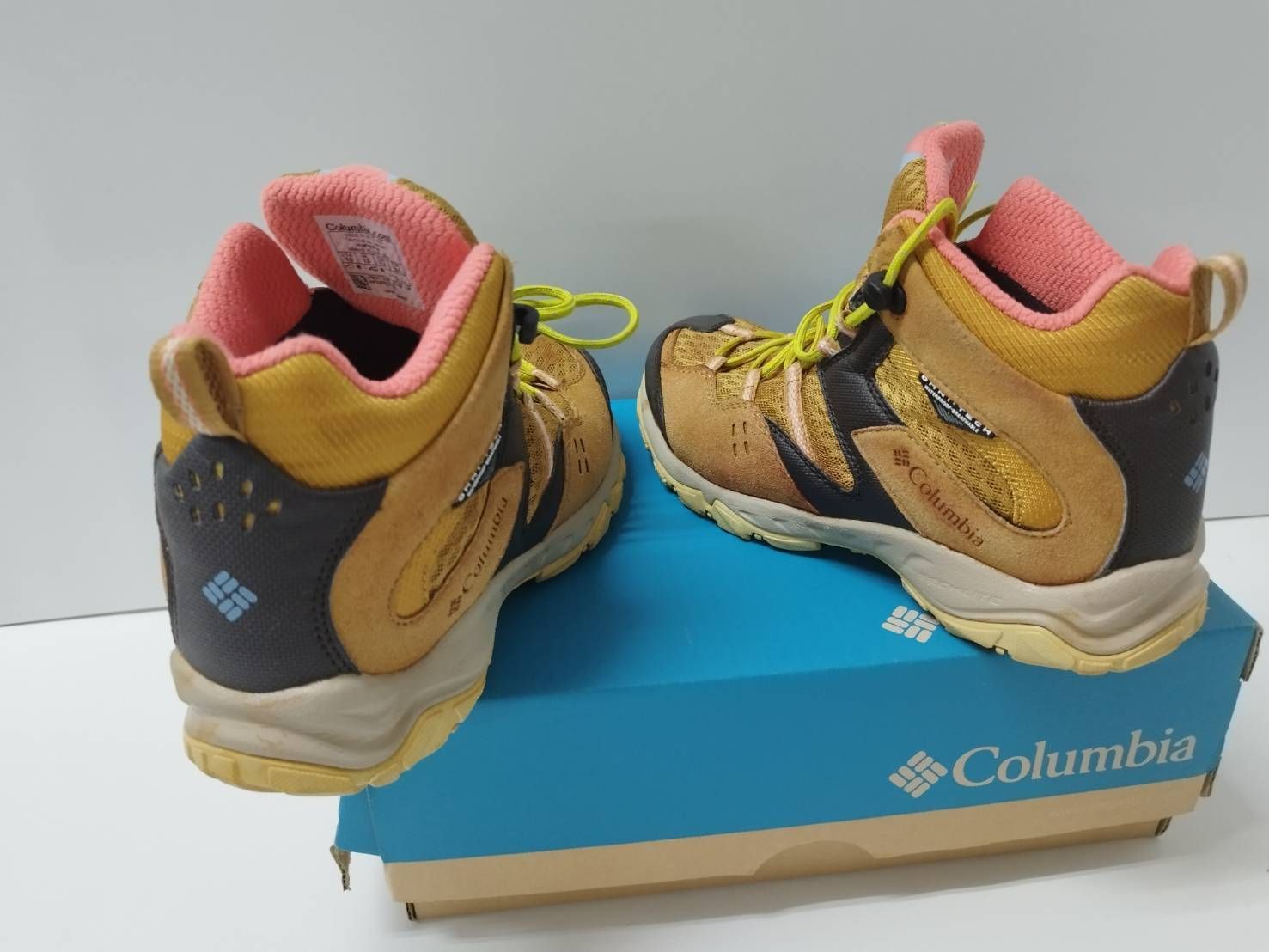 良品】Columbia コロンビア Saber Ⅲ Mid Omni-Tech/登山靴/23.5cm 
