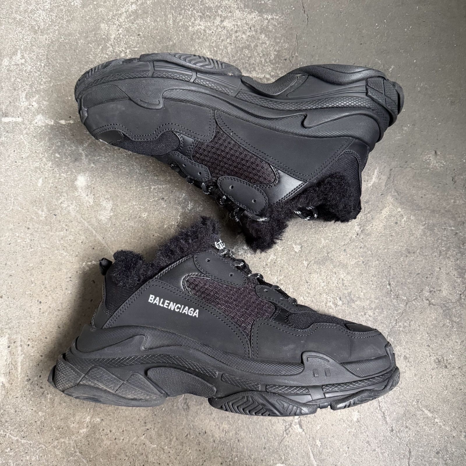 BALENCIAGA TRIPLE S FUR ダッドスニーカー ブラック 43 バレンシアガ