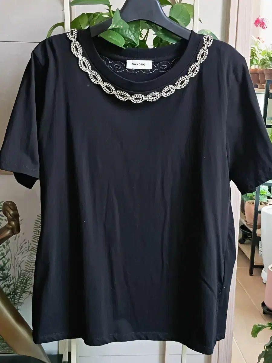 サンドロ ブラック ラウンドネック キュービック 半袖 Tシャツ