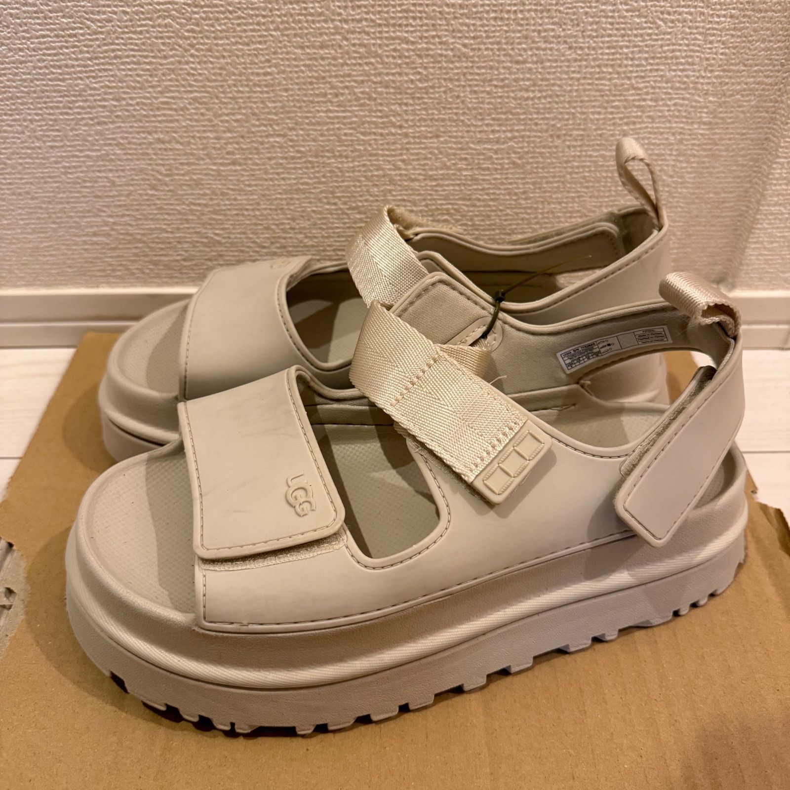 UGG GOLDENGLOW beige アグ　ゴールデングロウ　ベージュ　26cm