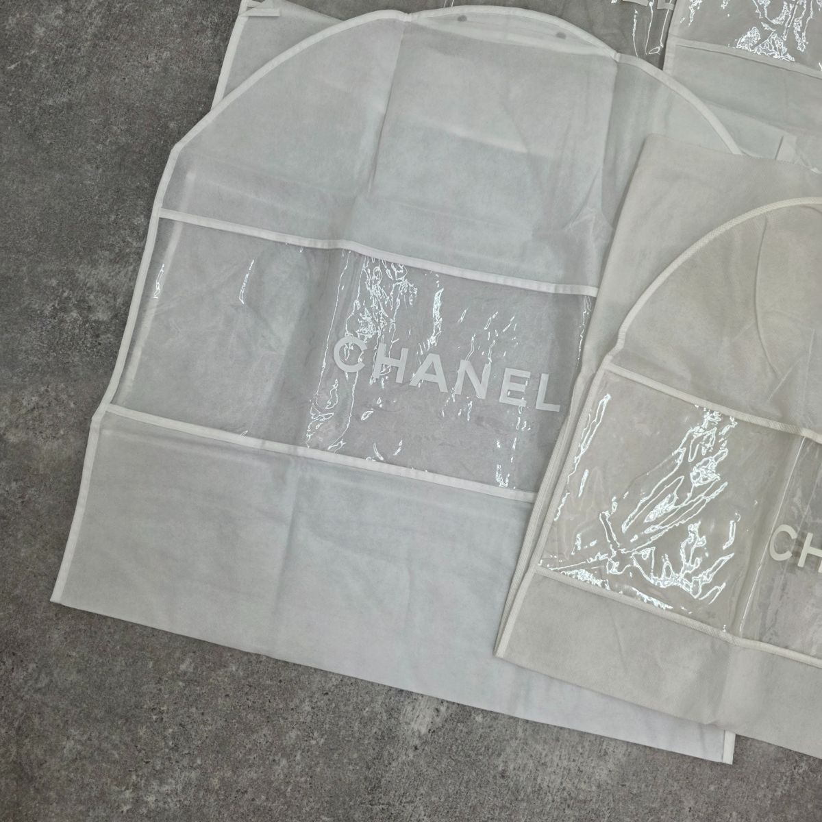 CHANEL シャネル ガーメント 洋服カバー 不織布 4枚セット その他小物