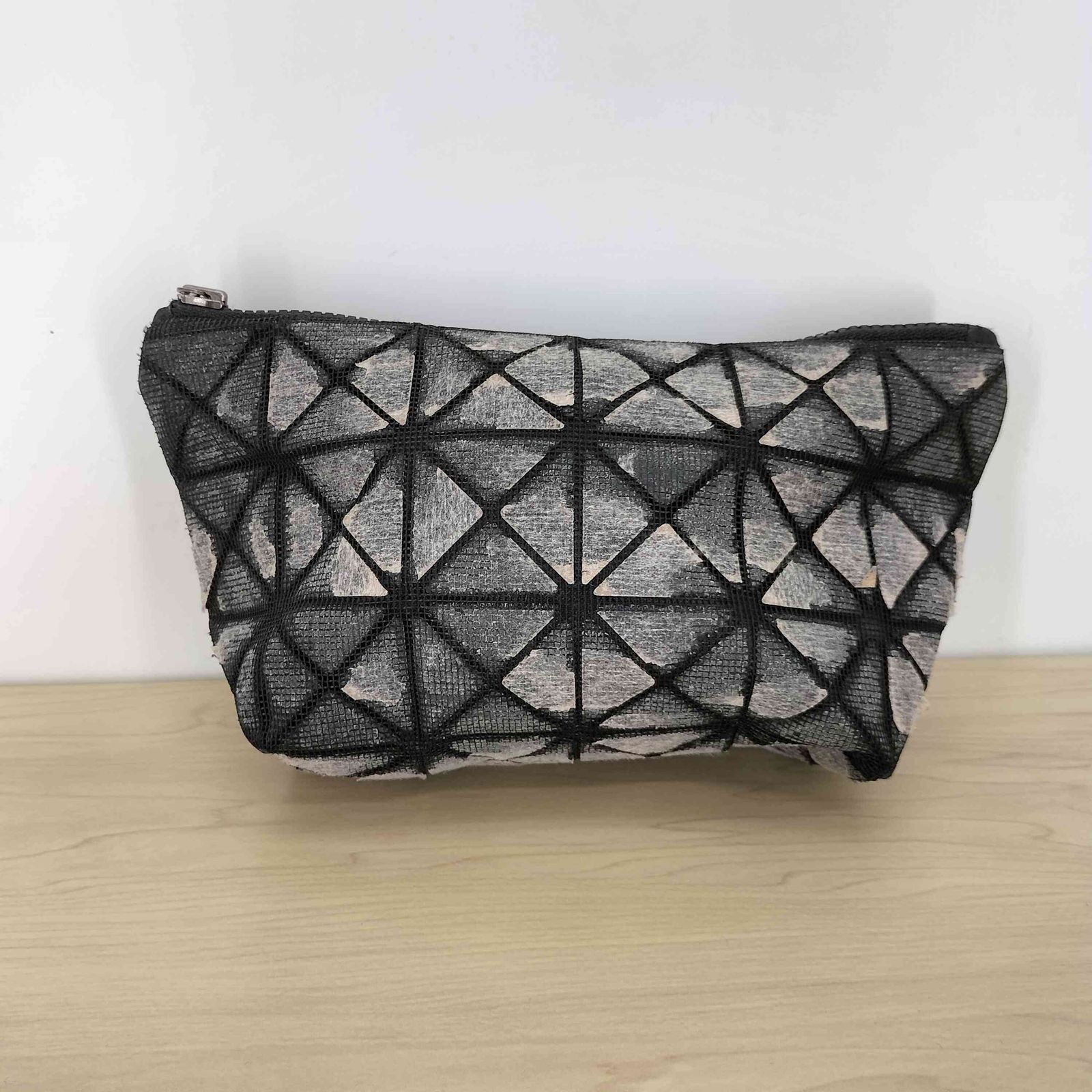 バオバオイッセイミヤケ BAO BAO ISSEY MIYAKE ジオメトリック ポーチ 