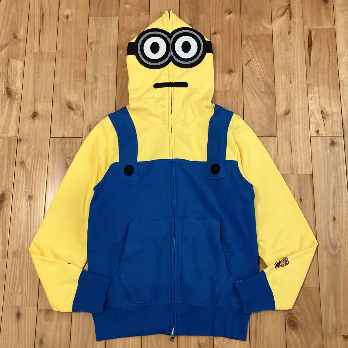 ☆新品☆ MINIONS マイロ フルジップ パーカー Sサイズ a bathing ape 