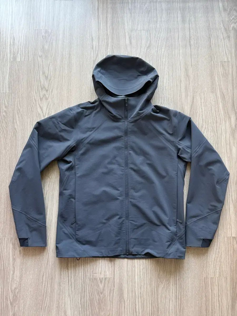 ARC'TERYX アークテリクス VEILANCE イソゴン ジャケット Mサイズ