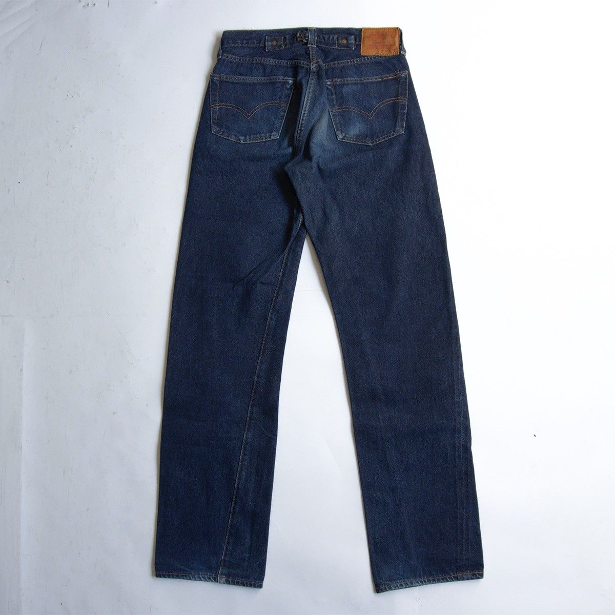 バレンシア製】 LEVI