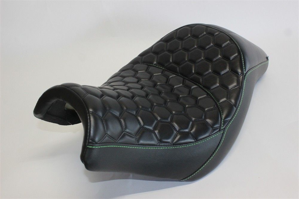 バルカンS VULCAN S 650 EN650 VN650 2015-2024 2025 2026 以降 ソロシート シングル シート ハニカム 黒×緑ステッチ