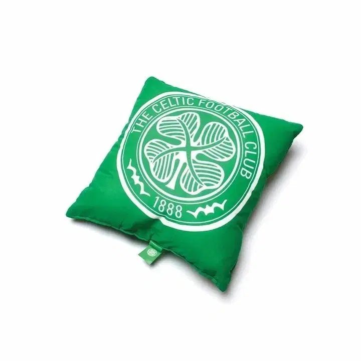 (未開封) 新品 セルティックFC エンブレム クッション グリーン
