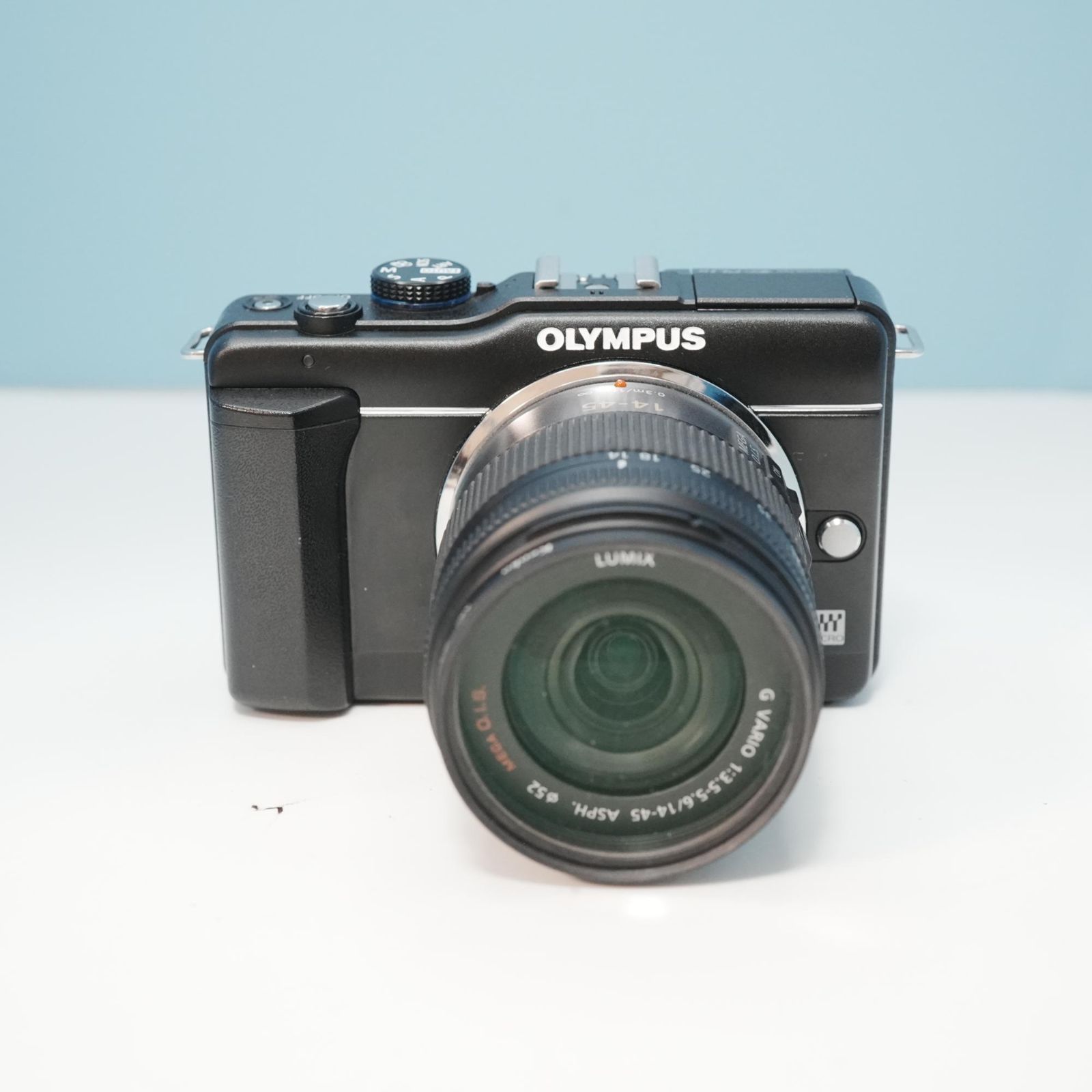 美品！OLYMPUS E-PL1S★スマホ転送★とても軽くて小さい  1ヶ月動作補償あり！ 安心のゆうパック代引き発送！ 送料、代引き手数料無料！ OLYMPUS PEN E-PL1s 一眼レフ スマホ転送OK フルセット a6437 - メルカリ