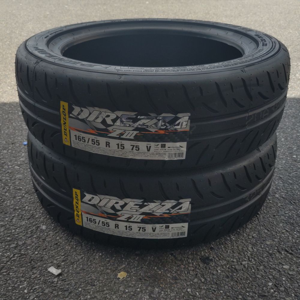 新品未使用倉庫保管品 サマータイヤ ダンロップ DIREZZA ZⅢ 165/55R15
