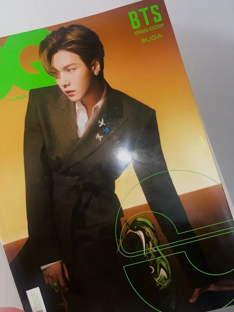 GQキュー BTS（防弾少年団）シュガ（SUGA・ユンギ）特別版 雑誌 2022年