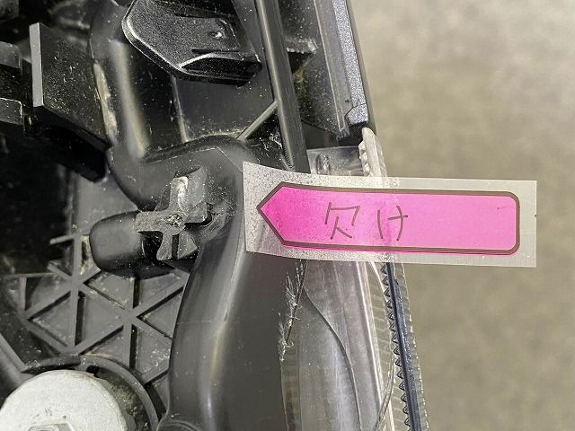 ジャンク!ヴォクシー VOXY 70系/ZRR70W/ZRR75W 純正 後期 右 ヘッド