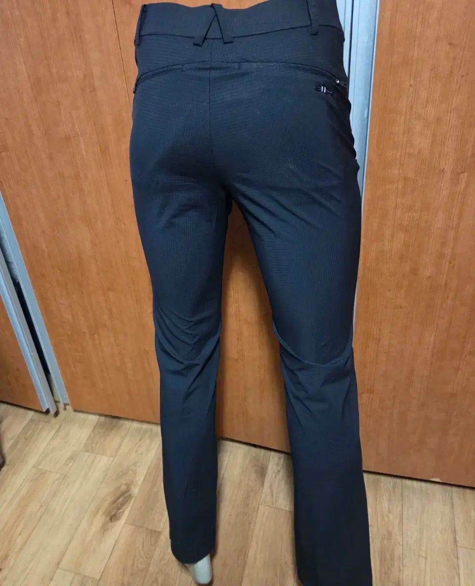 EIDER アイダースストレッチ パンツ トレーナー 外 多用途 74 約 28 から 30 程度