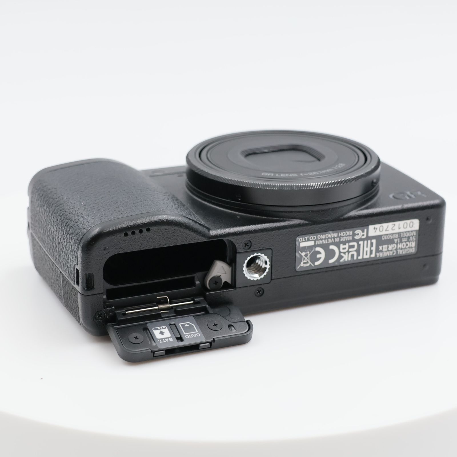 □シャッター数7963枚！極上品□ RICOH GRIIIx コンパクトデジタル