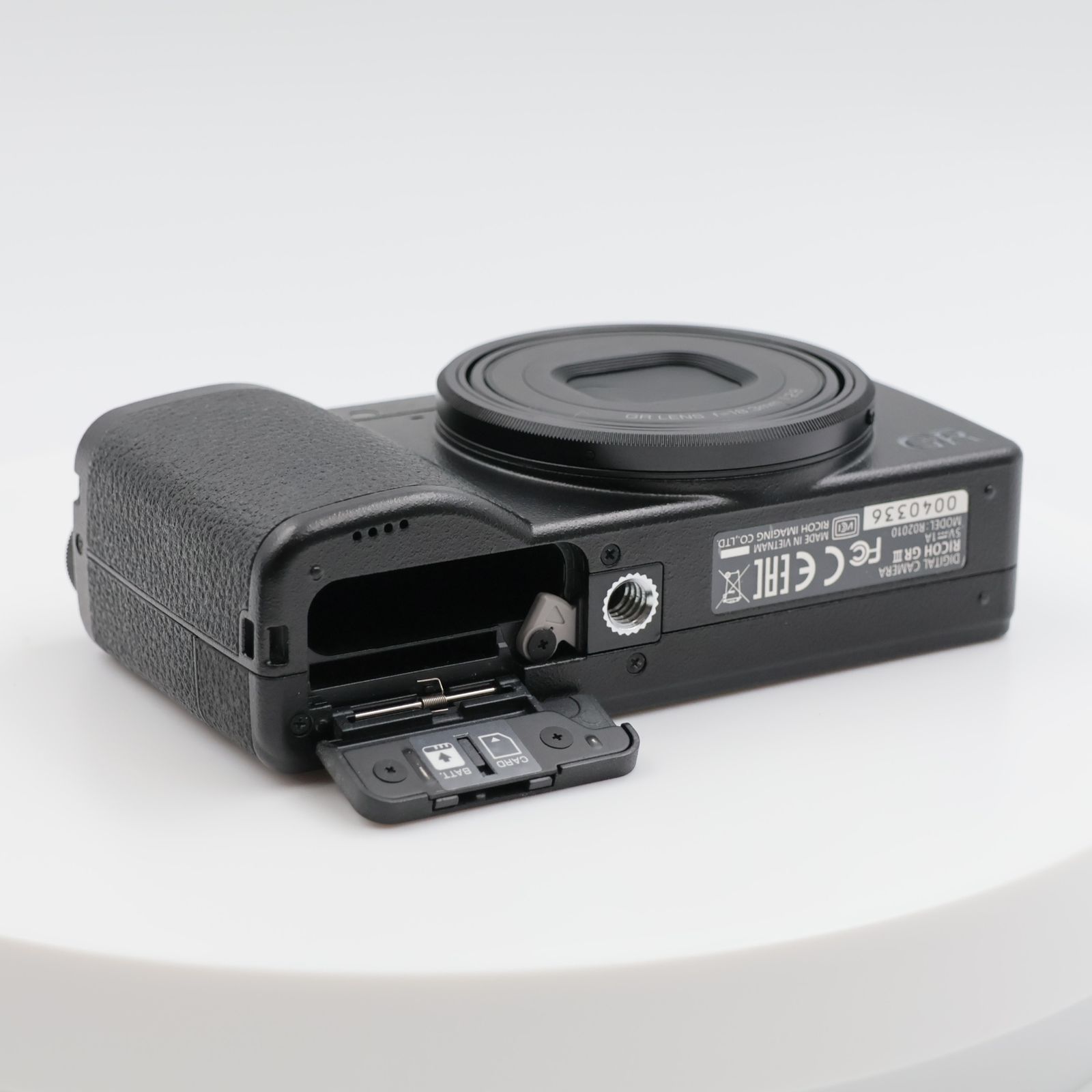 □シャッター数4526枚！極上品□ RICOH GR III コンパクトデジタル