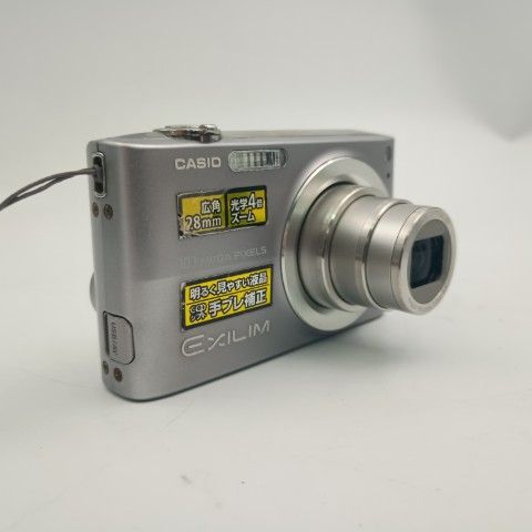 Casio EXILIM EX-Z200 Silver コンパクトデジタルカメラ / - メルカリ