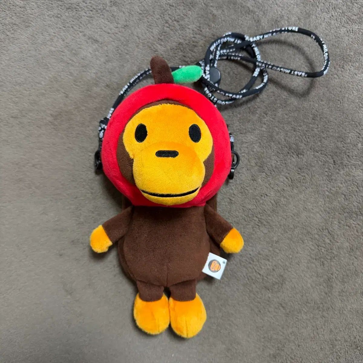 A BATHING APE ベイビー マイロ ウール モバイルバッグ