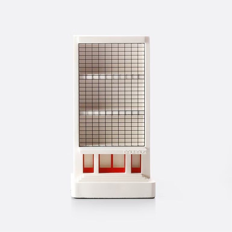 【新品】【1点販売】CHISEL&MOUSE[チゼルアンドマウス]BAUHAUS DESSAU MINI-ENTRANCE[ミニチュアモデル 模型 オブジェ 石膏 樹脂 バウハウス 建築 アート インテリア ディスプレイ イギリス]