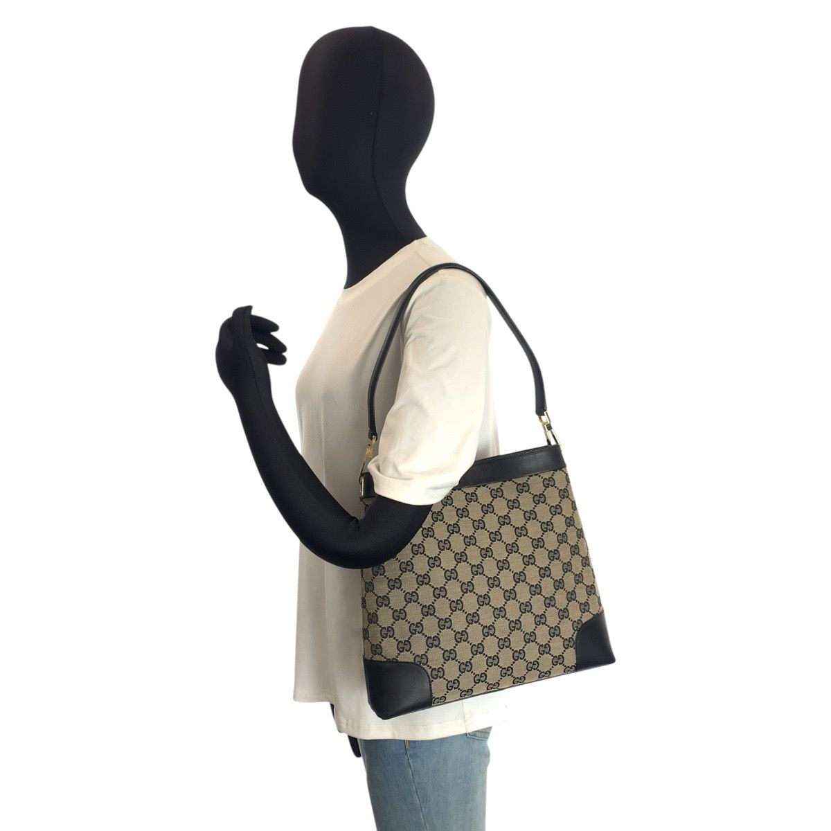 美品 GUCCI グッチ ブラック 黒 ゴールド金具 GGキャンバス/レザー 001 