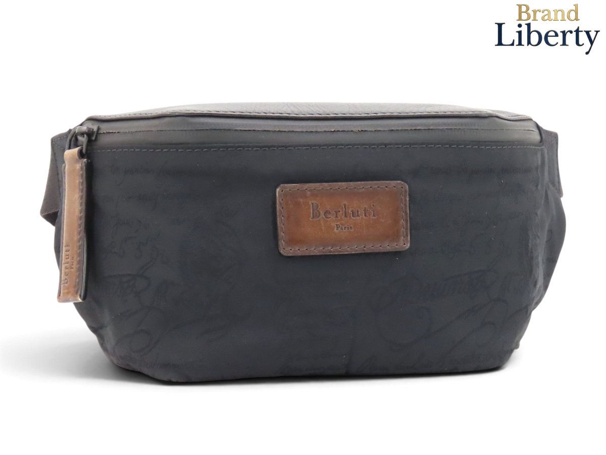【美品】ベルルッティ Berluti カリグラフィ ナイロン ボディバッグ ベルトバッグ バムバッグ ウエストバッグ ウエストポーチ スリングバッグ クロスボディショルダーバッグ ブラック ナイロン レザー ラバー