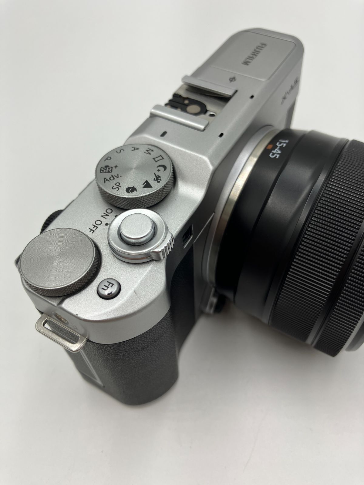 Fujifilm X-A5 ミラーレス一眼15-45mm 超メルカリ市限定価格 動作確認済】FUJIFILM X-A5 XC15-45mmレンズキット - メルカリ