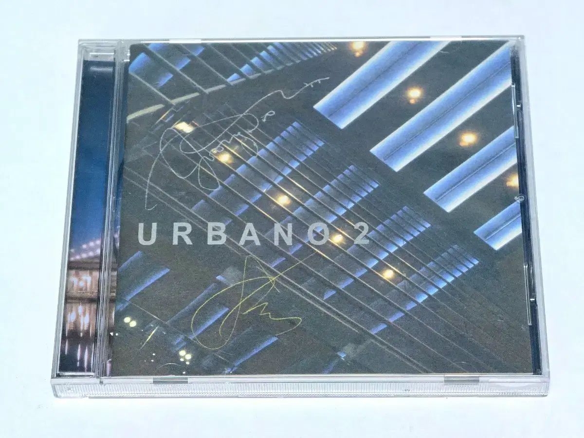 (直筆サイン入り) (看板) ウルバノ（ Urbano ） 2 家 ー CD 出品