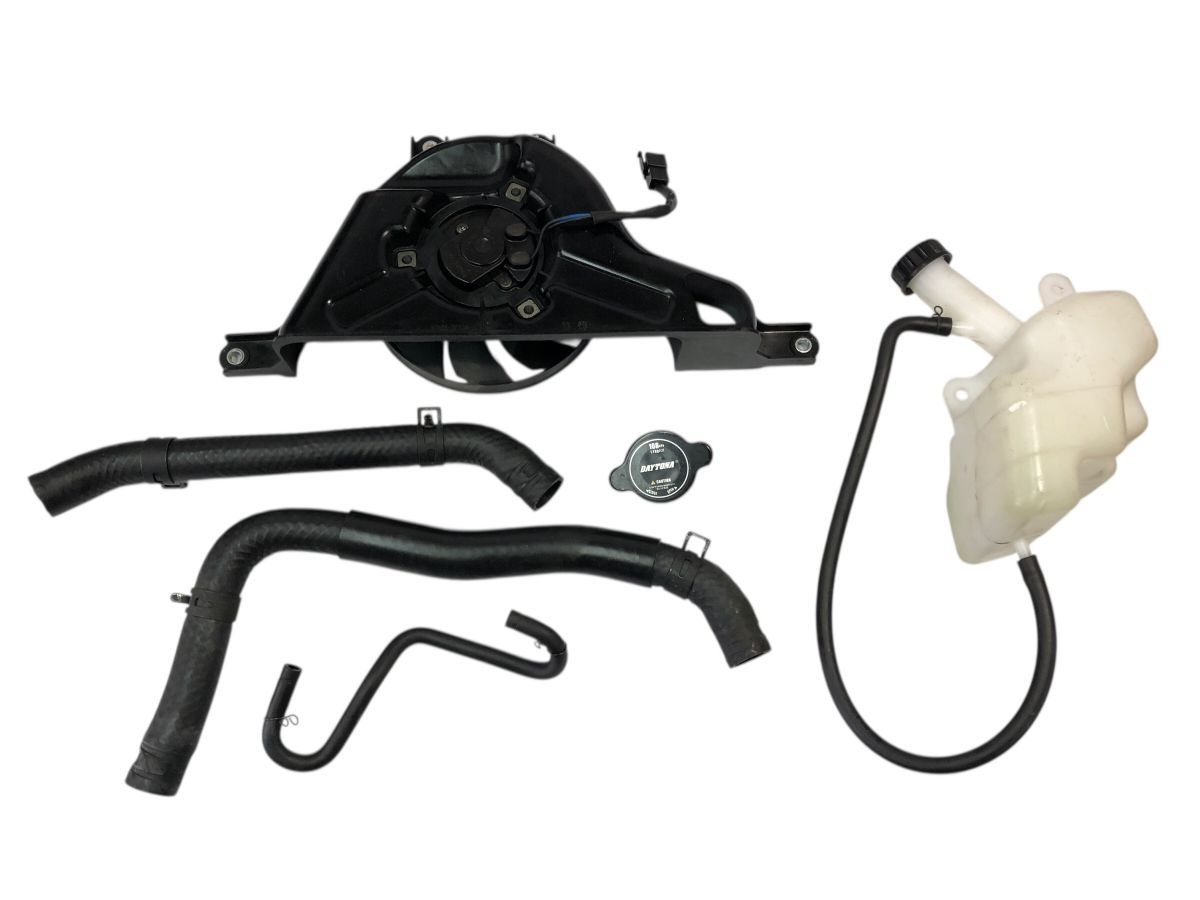kawasaki　ZX-4RR　ZX-4R　ZX400P　ラジエーターファン　リザーブタンク　ホース　セット　割れ無し　作動OK　補修にも（中古）2900-N2582