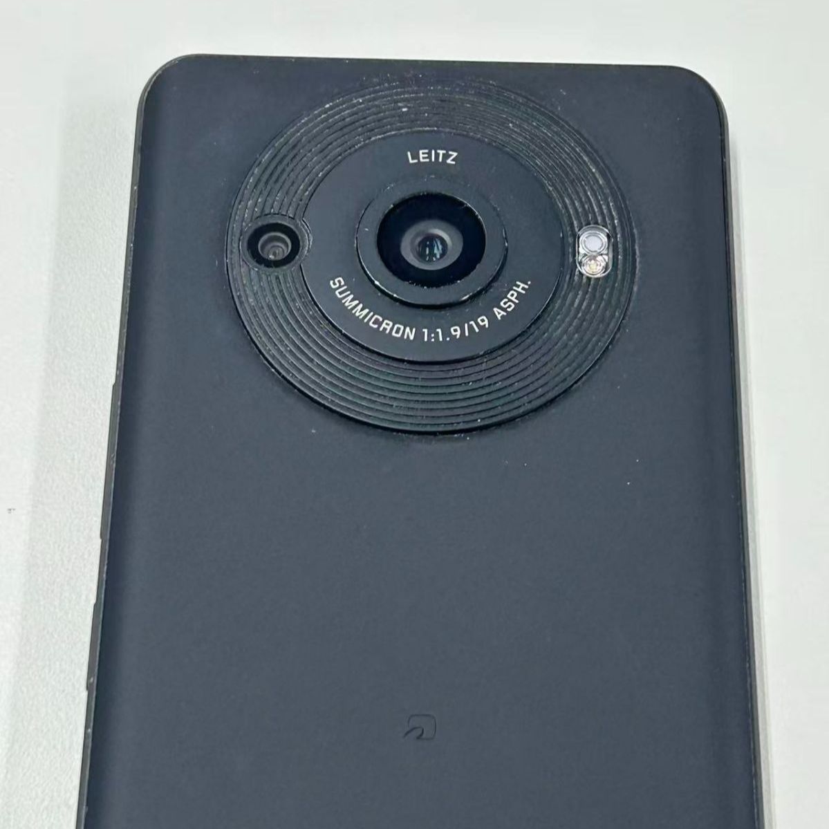 ジャンク】AQUOS R8 Pro 256GB BK - メルカリ