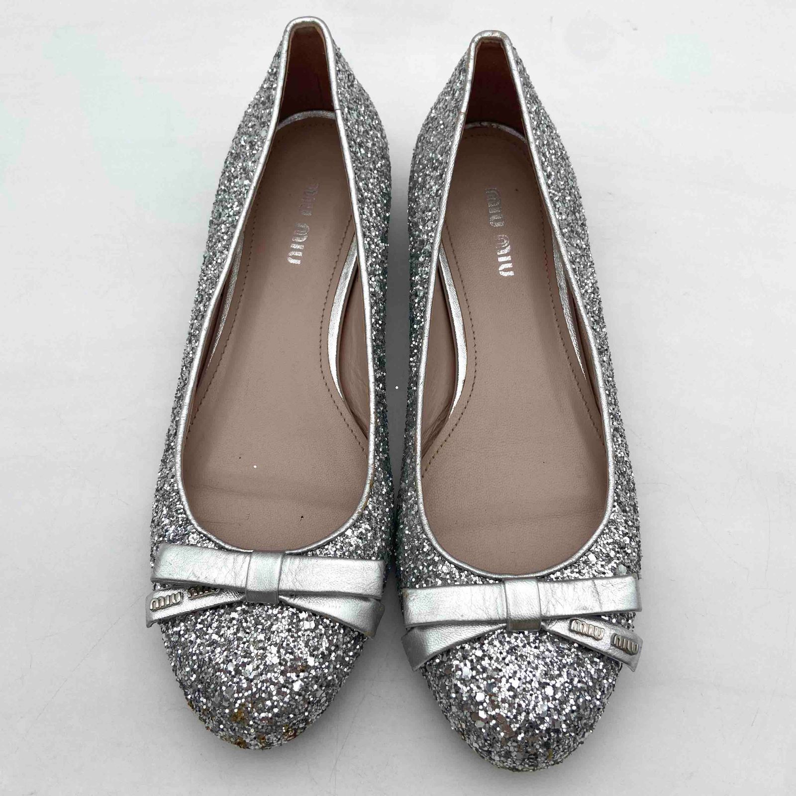 miu miu シルバー グリッター フラットシューズ