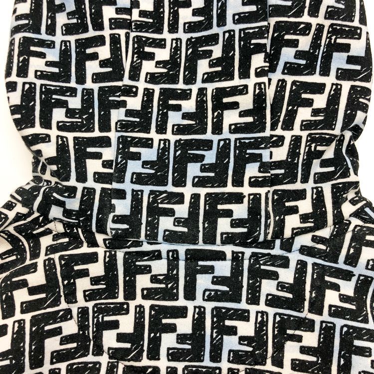 FENDI フェンディ ズッカ柄 総柄パーカー FS7263AC6F プルオーバー FENDI フェンディ ズッカ柄 総柄パーカー FS7263AC6F プルオーバー