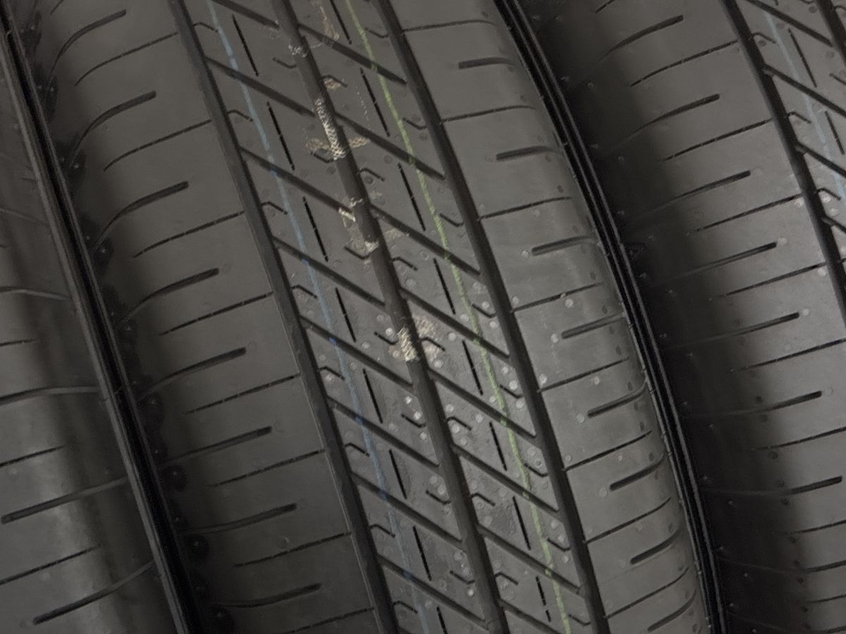 新車外し品】ダンロップ グラントレック H/T31 195/80R15 4本セット
