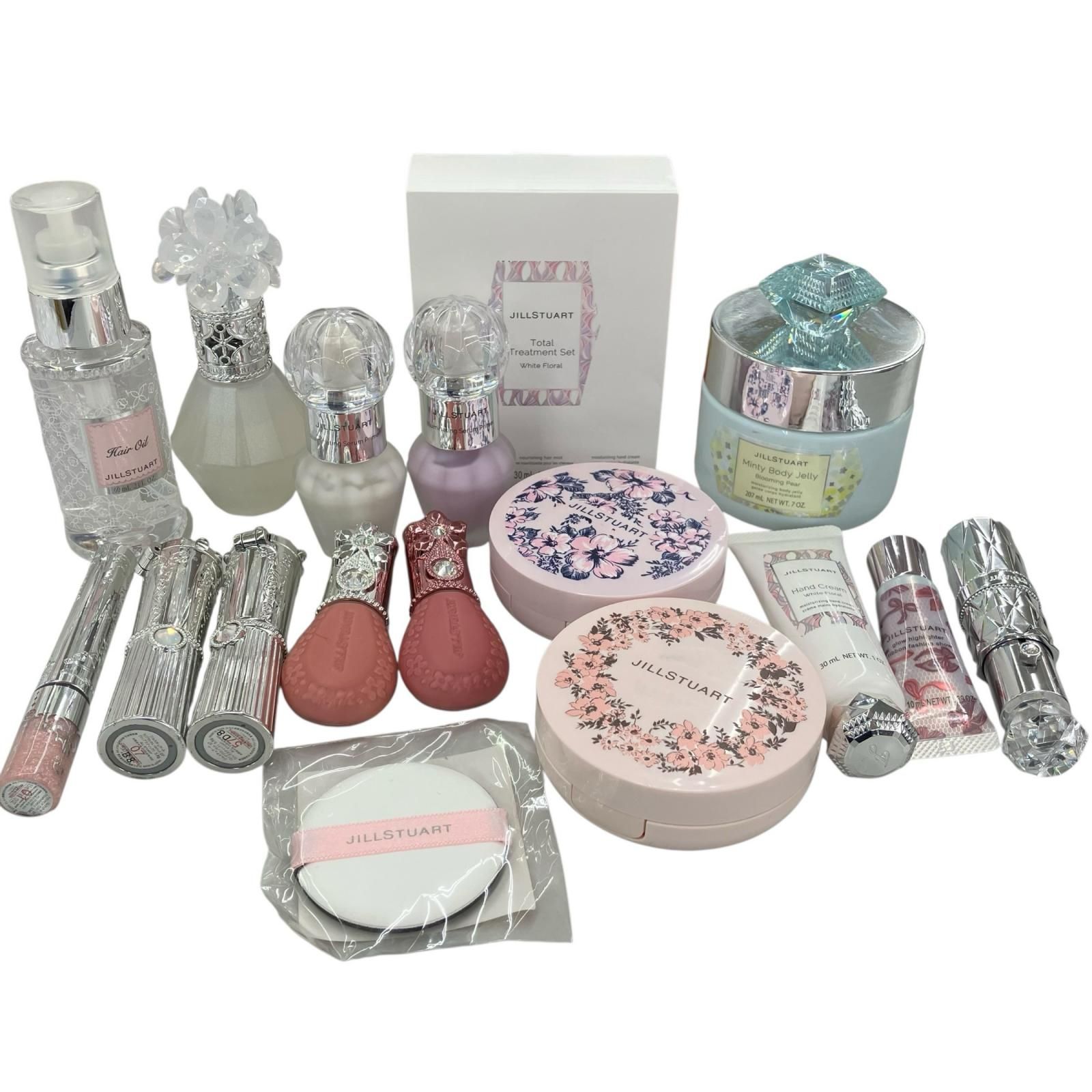 186005 現状品 JILLSTUART ジルスチュアート コスメ 口紅 ファンデーション 化粧下地等 17点まとめ売り 10,950円