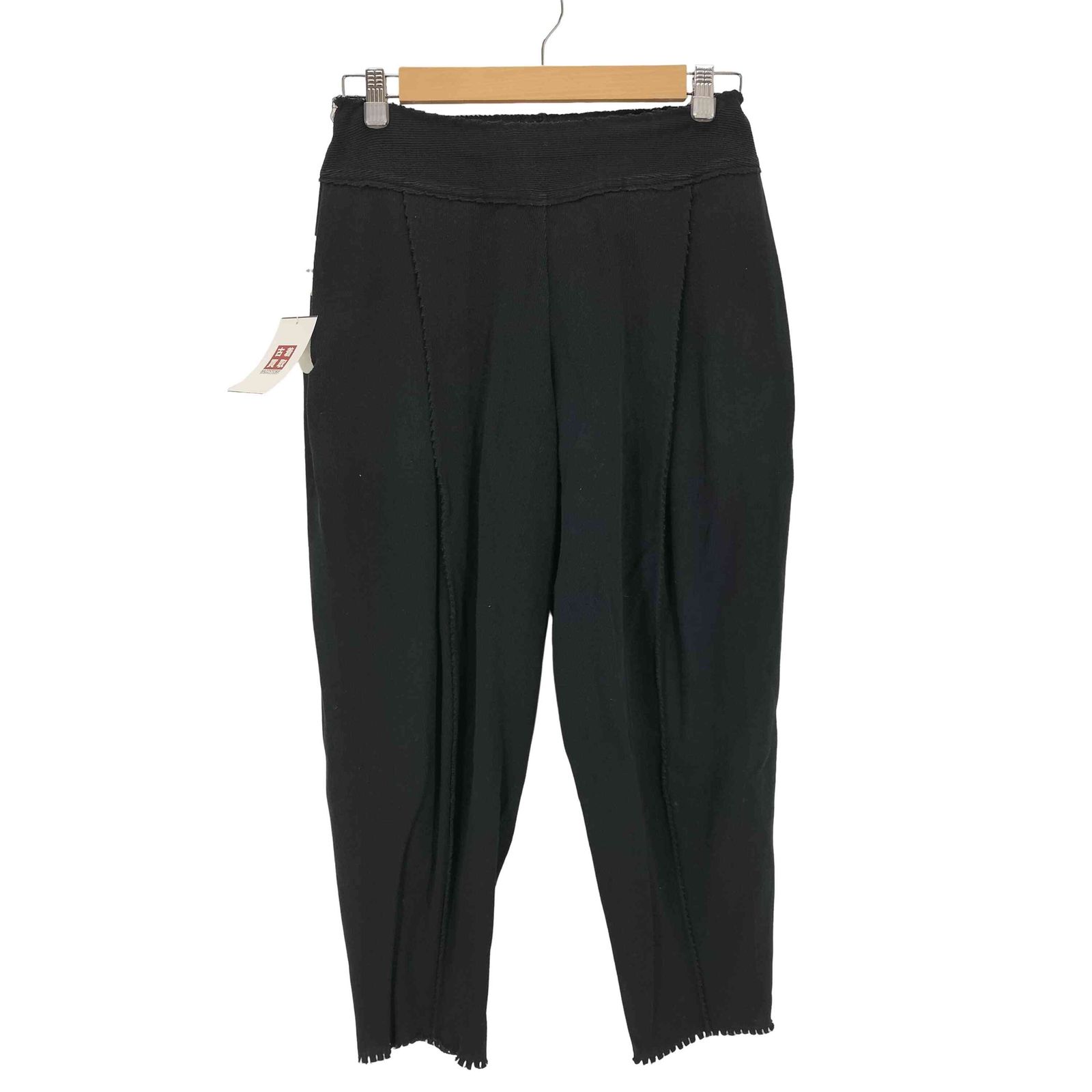 イッセイミヤケ ISSEY MIYAKE クロップドニットパンツ レディース JPN：2