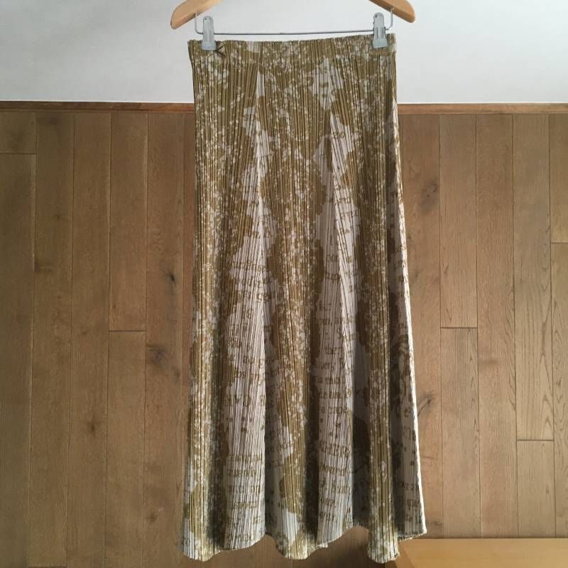 美品 PLEATS PLEASE プリーツプリーズ プリーツ 柄 スカート 4 PP71