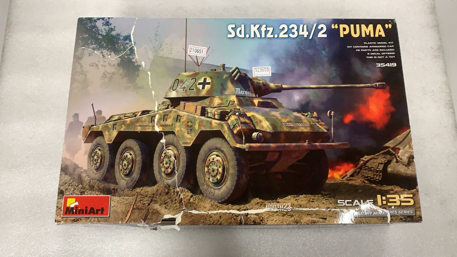 ★1/35 Sd.Kfz.234/2 プーマ プラモデル--529655 5905937497693