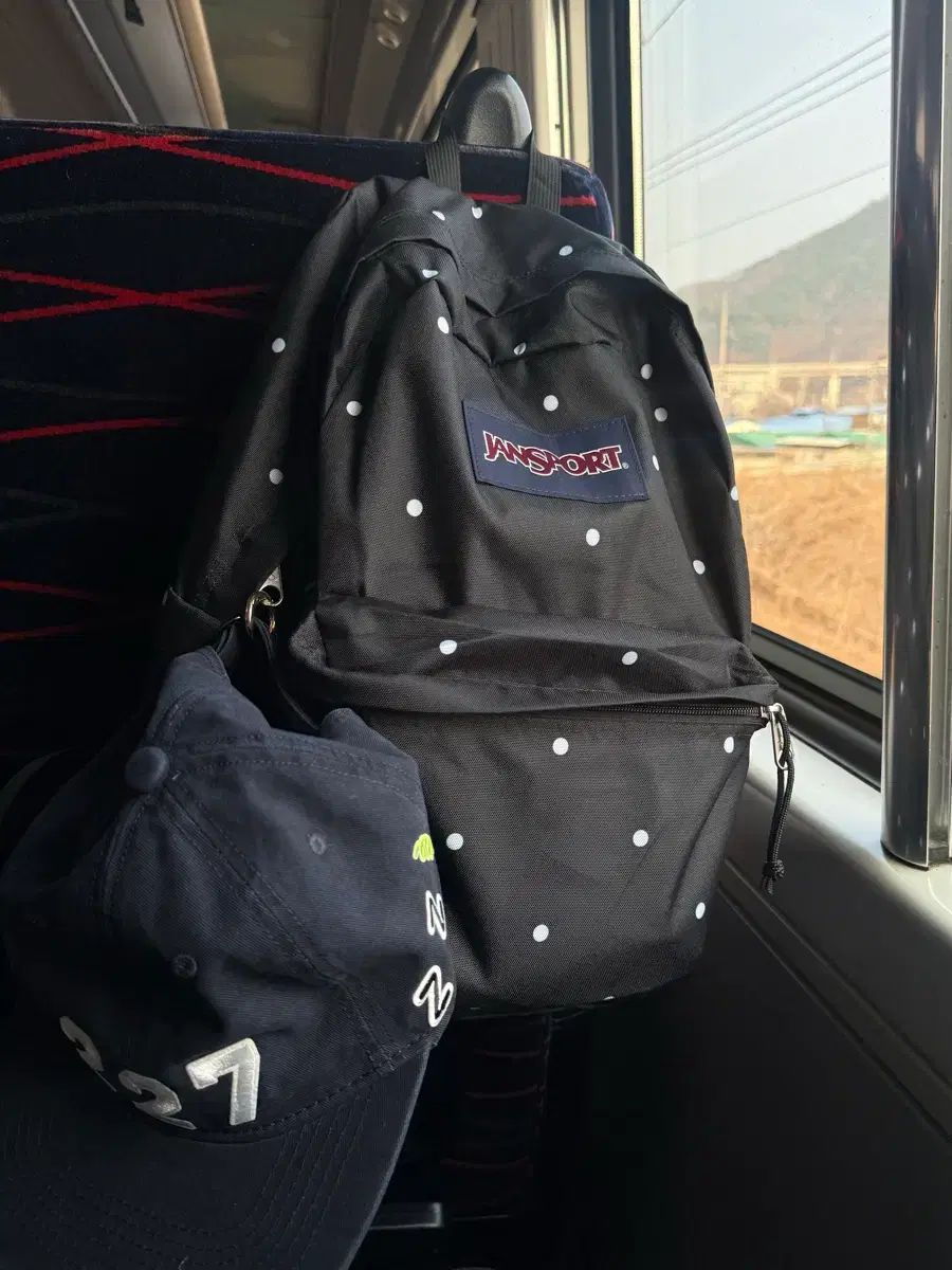 JANSPORT ドット バックパック