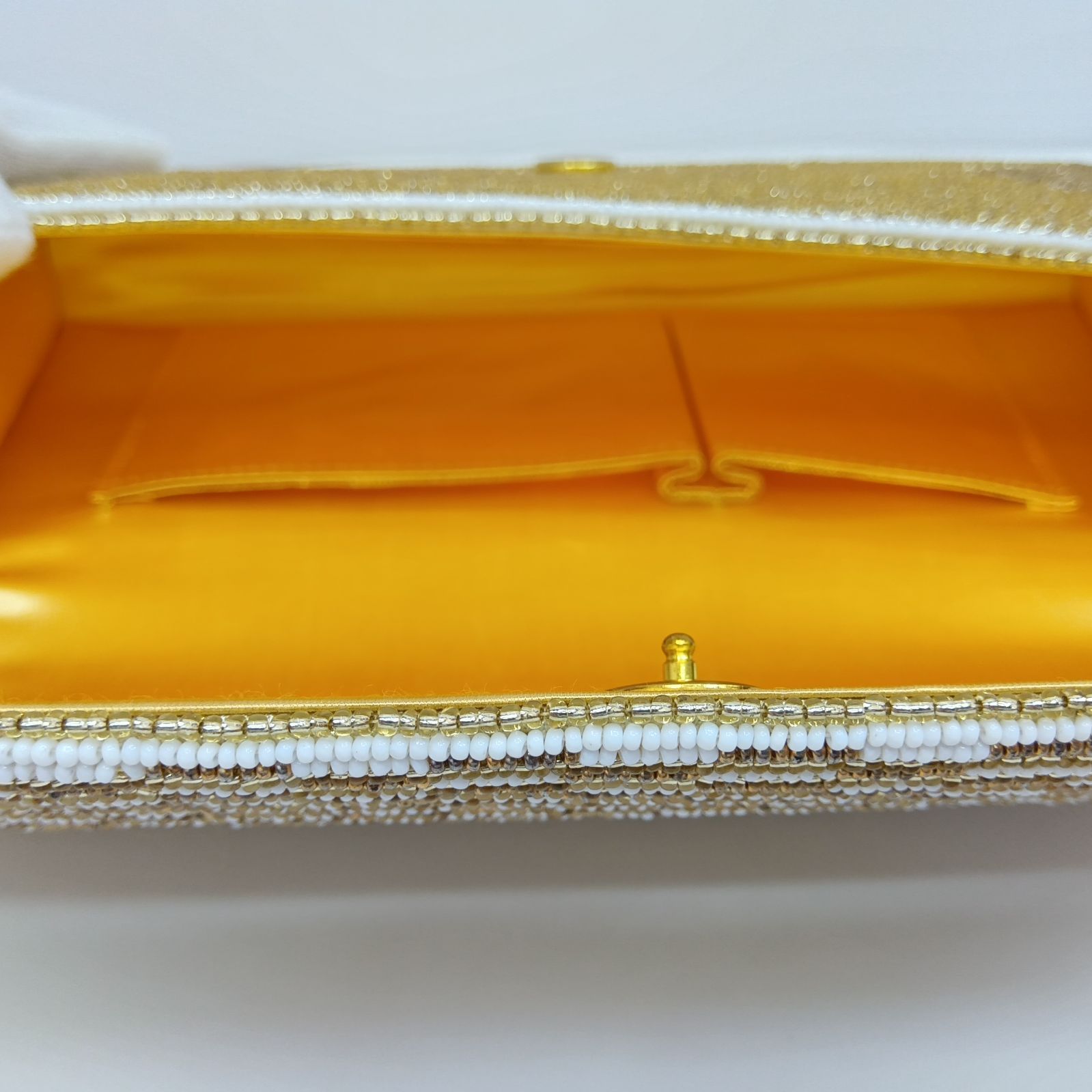 良品レア🔴 昭和レトロ 🔷 ビーズ刺繍バッグ ／ クラッチバッグ