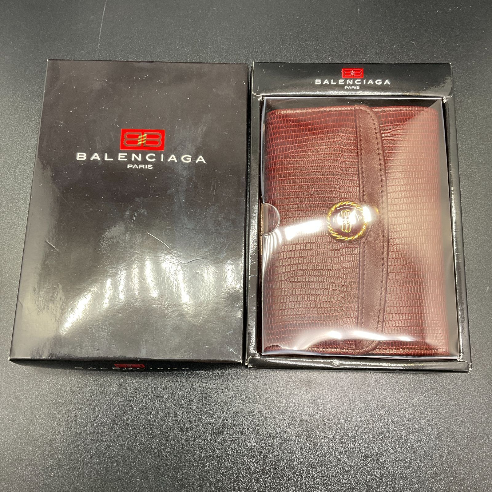 バレンシアガ 財布 B26050415